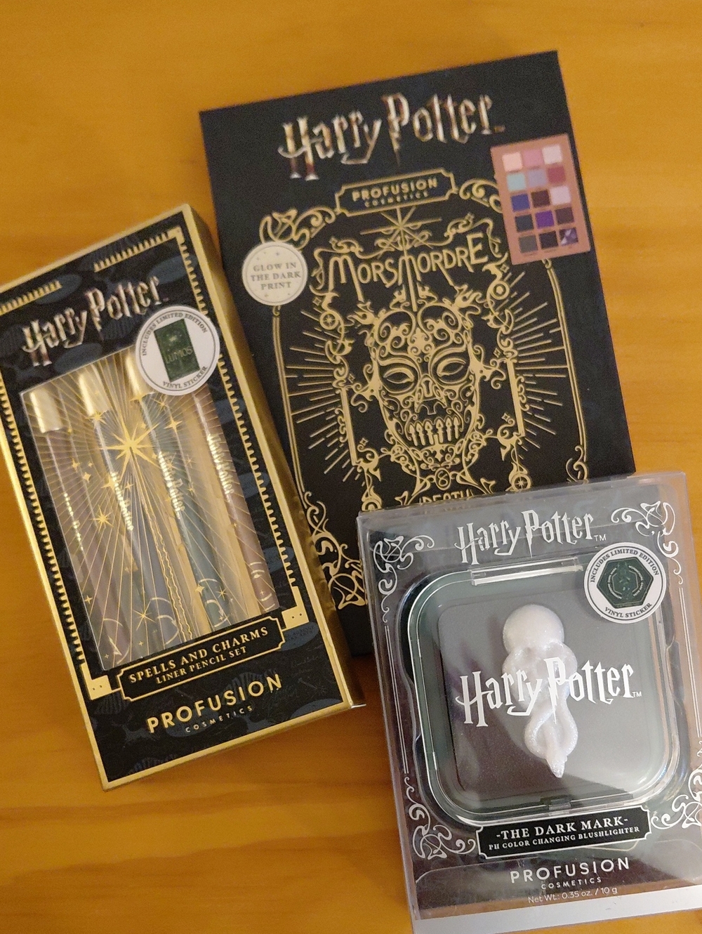 Harry Potter Nagini 3 Pc Make-up Set ALL NEW